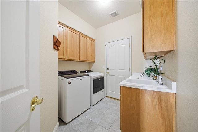 1801 Talon Rd, Rocklin, CA 95675