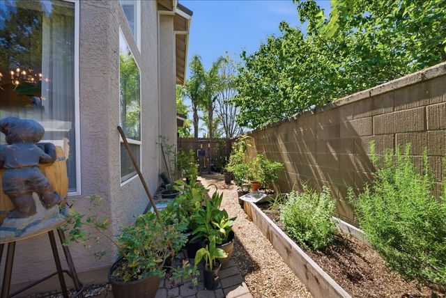 1801 Talon Rd, Rocklin, CA 95675