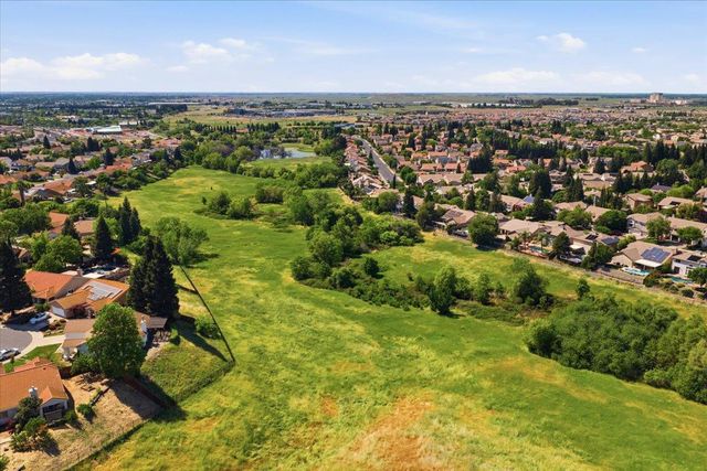 1801 Talon Rd, Rocklin, CA 95675