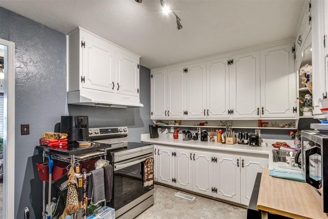 314 E Jarman Drive, Midwest City, OK 73110