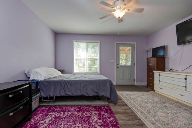 1300 E Bain Street, Ozark, MO 65721