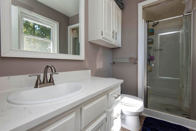 1300 E Bain Street, Ozark, MO 65721