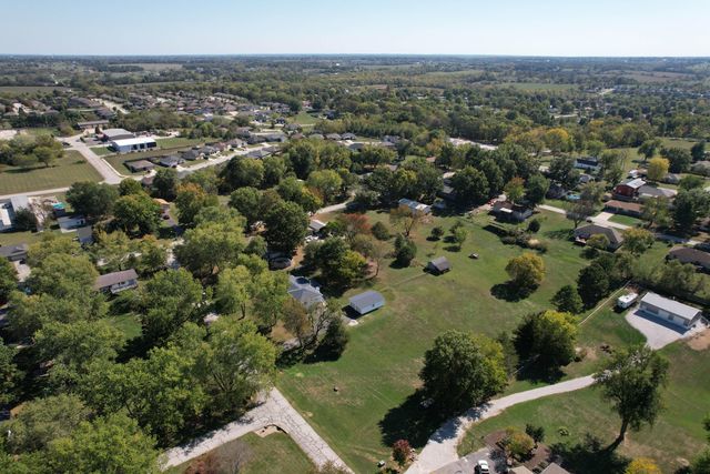 1300 E Bain Street, Ozark, MO 65721