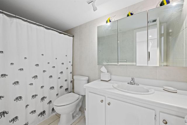 1010 S Ocean Boulevard 1502, Pompano Beach, FL 33062