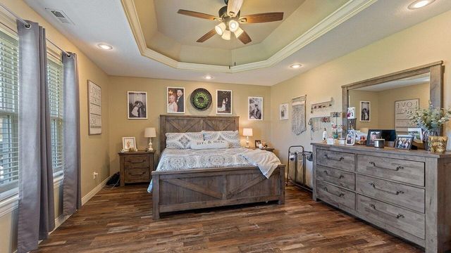 11074 Iris Road, Neosho, MO 64850