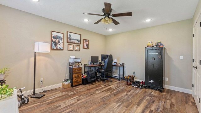 11074 Iris Road, Neosho, MO 64850