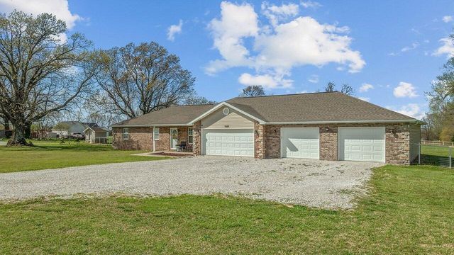 11074 Iris Road, Neosho, MO 64850