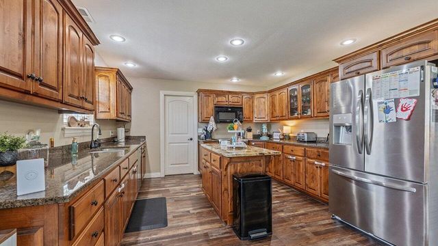 11074 Iris Road, Neosho, MO 64850