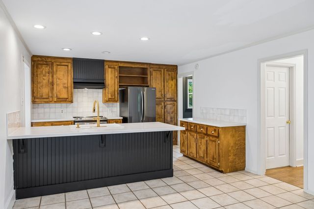 2758 Standing Oak Dr, Thompsons Station, TN 37179