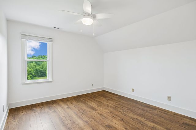2758 Standing Oak Dr, Thompsons Station, TN 37179