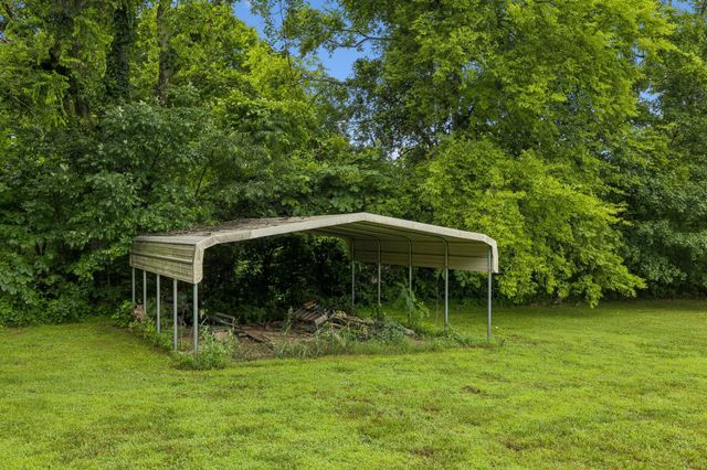 2758 Standing Oak Dr, Thompsons Station, TN 37179