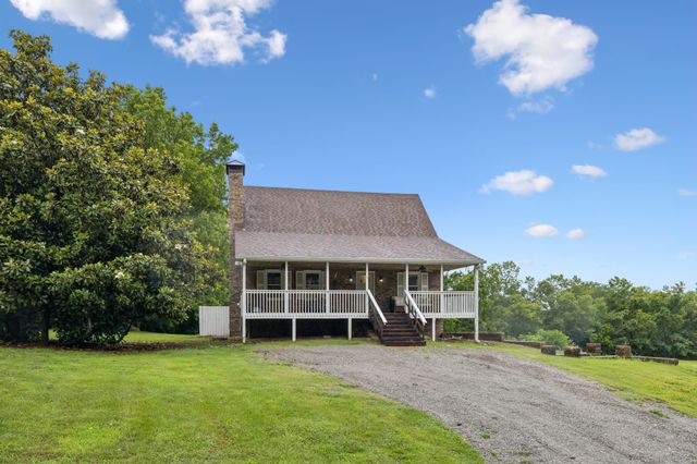 2758 Standing Oak Dr, Thompsons Station, TN 37179