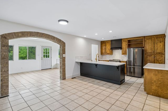 2758 Standing Oak Dr, Thompsons Station, TN 37179