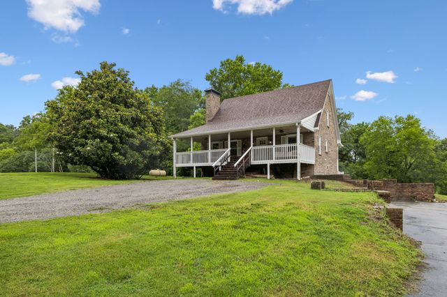 2758 Standing Oak Dr, Thompsons Station, TN 37179