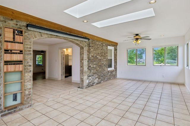 2758 Standing Oak Dr, Thompsons Station, TN 37179