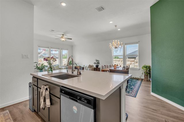 187 Alicante LN, Liberty Hill, TX 78642