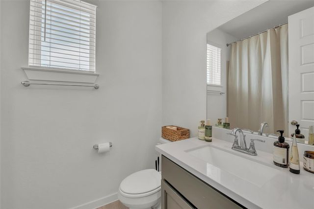 187 Alicante LN, Liberty Hill, TX 78642