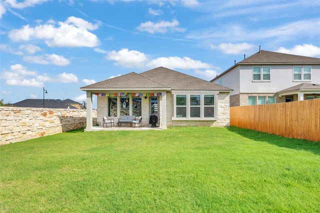 187 Alicante LN, Liberty Hill, TX 78642