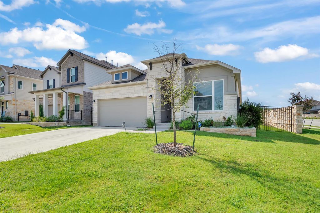 187 Alicante LN, Liberty Hill, TX 78642