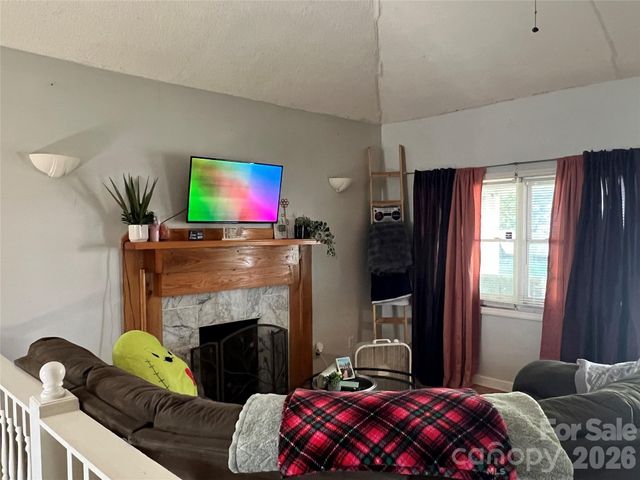 138 N Meridian Street, Rutherfordton, NC 28139