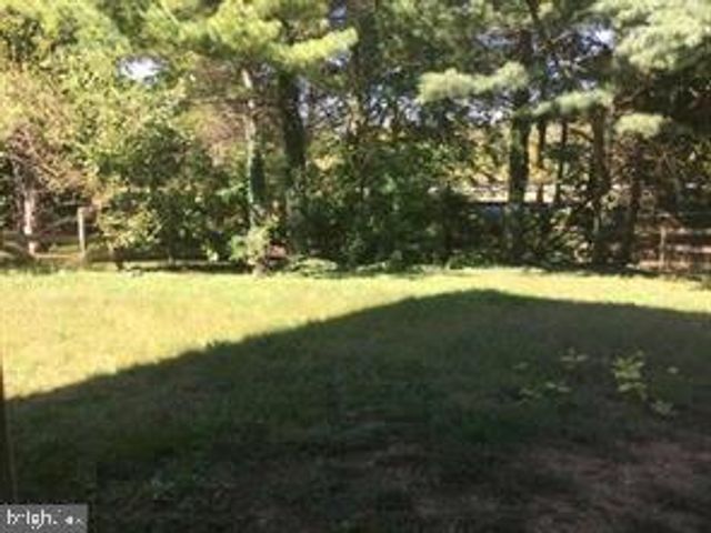 229 LOWER COUNTRY DR, Gaithersburg, MD 20877