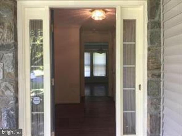 229 LOWER COUNTRY DR, Gaithersburg, MD 20877