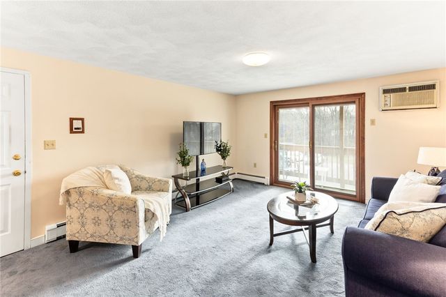 555 Diamond Hill Road 204, Woonsocket, RI 02895