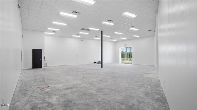 40 Industrial Park Drive, Henderson, NC 27537
