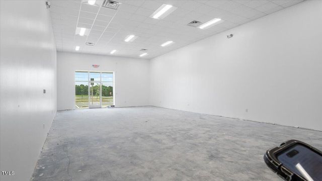 40 Industrial Park Drive, Henderson, NC 27537