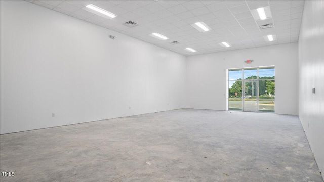 40 Industrial Park Drive, Henderson, NC 27537