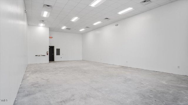 40 Industrial Park Drive, Henderson, NC 27537