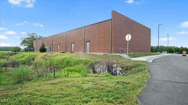 40 Industrial Park Drive, Henderson, NC 27537