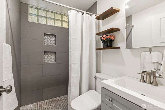 1226 138th Street E, Tacoma, WA 98445