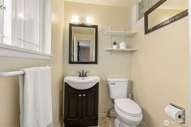 1226 138th Street E, Tacoma, WA 98445