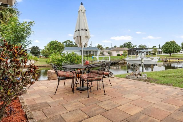 140 BARRE DRIVE NW, Port Charlotte, FL 33952