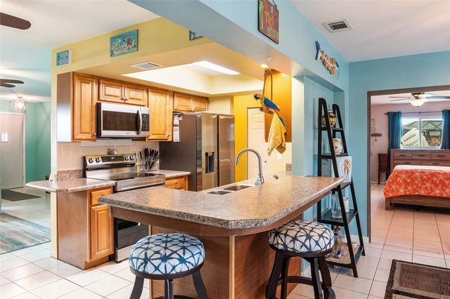 140 BARRE DRIVE NW, Port Charlotte, FL 33952