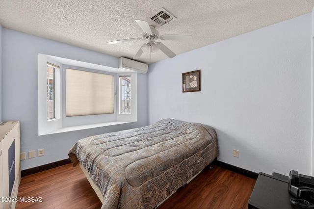 2001 W Burgundy Way, Tucson, AZ 85746