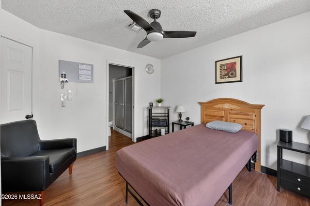 2001 W Burgundy Way, Tucson, AZ 85746