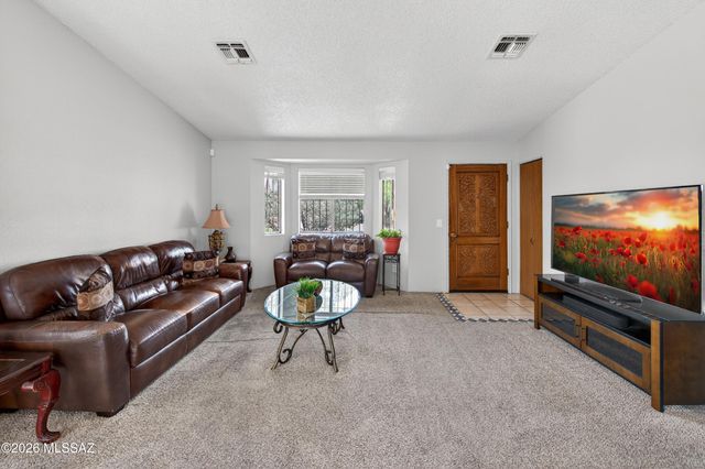 2001 W Burgundy Way, Tucson, AZ 85746