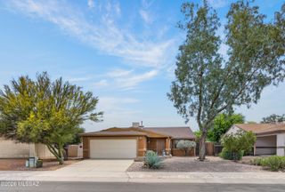 2001 W Burgundy Way, Tucson, AZ 85746