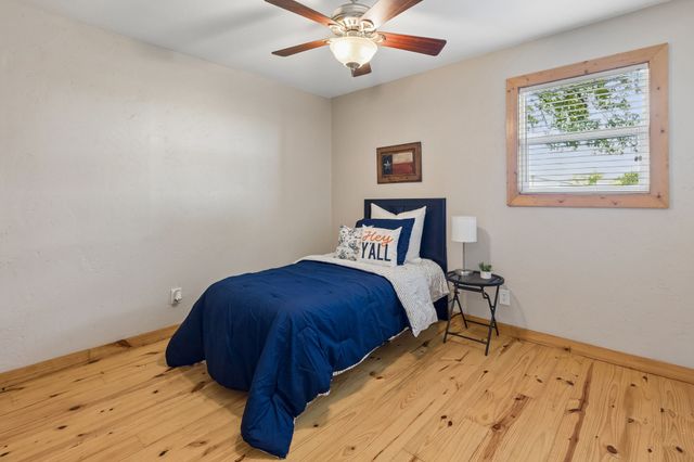1769 County Road 596, Nevada, TX 75173