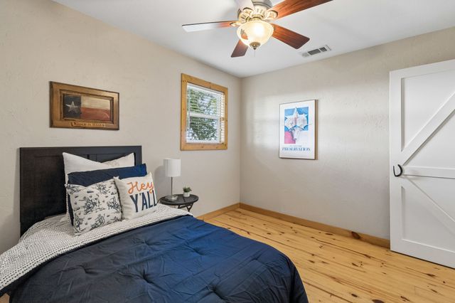 1769 County Road 596, Nevada, TX 75173