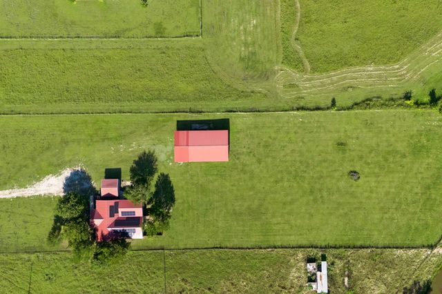 1769 County Road 596, Nevada, TX 75173