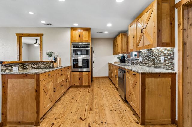 1769 County Road 596, Nevada, TX 75173