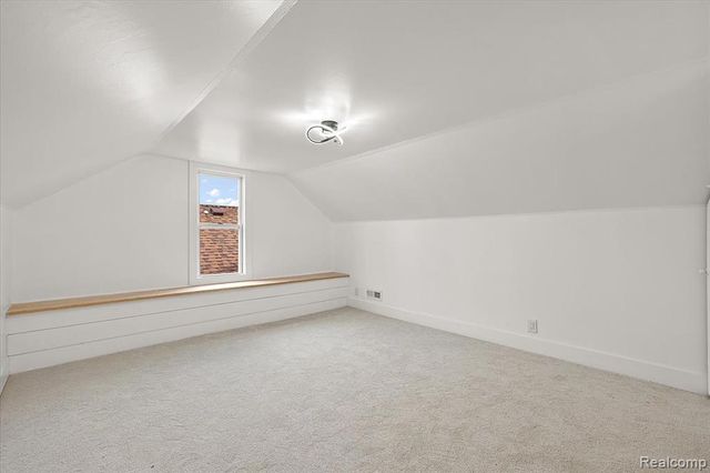 21625 Trombly Street, Saint Clair Shores, MI 48080