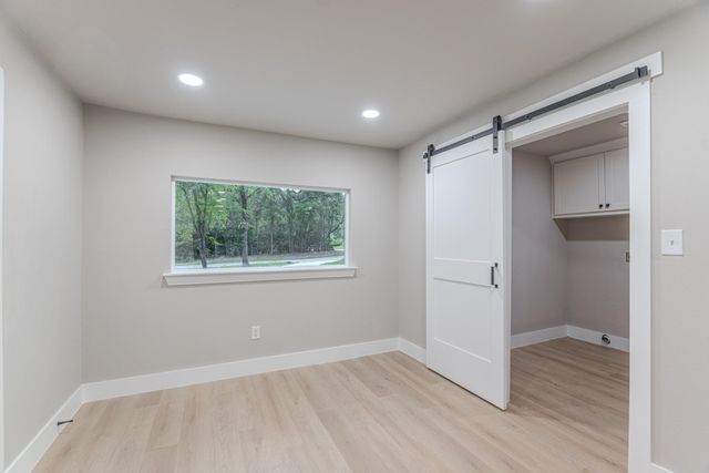 26701 Knottywood Court, Huntsville, TX 77320