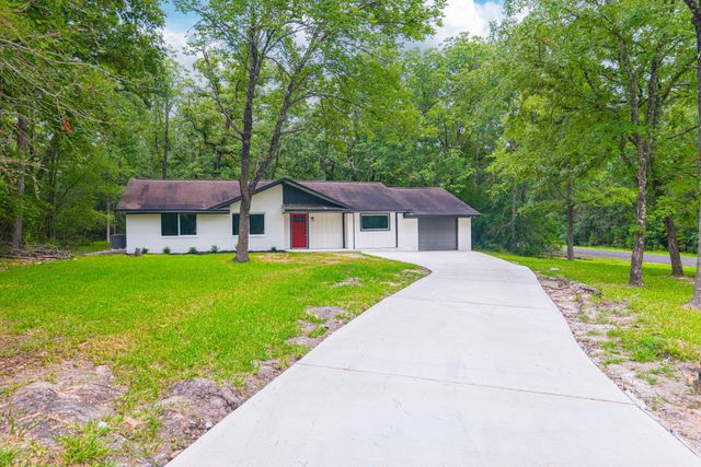 26701 Knottywood Court, Huntsville, TX 77320