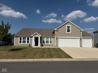 1664 W Kole Drive, Greensburg, IN 47240
