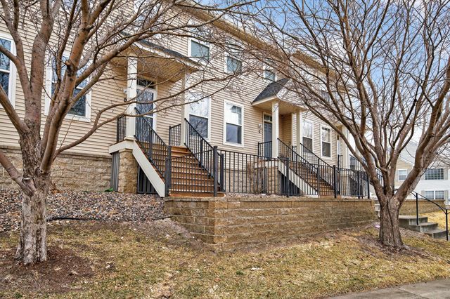 11339 Davenport Circle NE D, Blaine, MN 55449