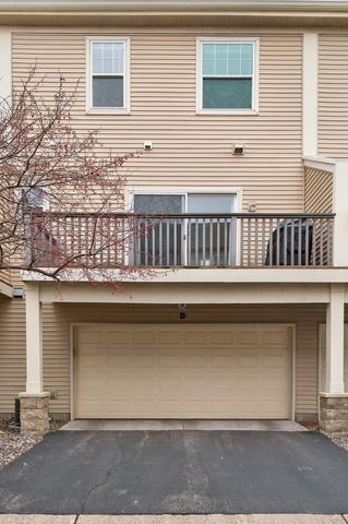 11339 Davenport Circle NE D, Blaine, MN 55449